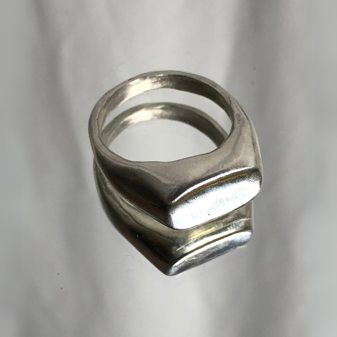 Esme Signet Ring
